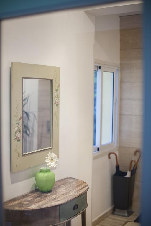 Ferienwohnung Operetta House Larnaka Zimmer foto
